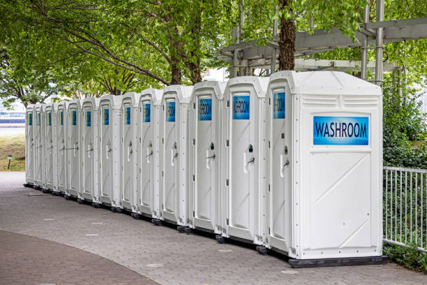 Best Construction site porta potty rental  in Princeton, FL